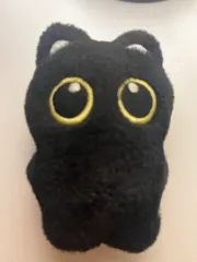 黒猫のぬいぐるみ