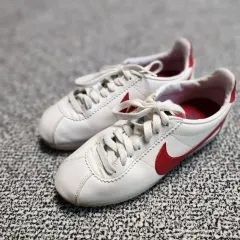 235 NIKE コルテッツ