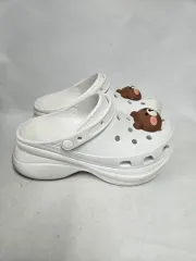 クロックス 白 フラットフォーム + クマ ジビッツ w9