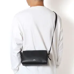 26SSモデル アーペーセー A.P.C. メンズ NINO カメラバッグ【LZZ NOIR/BLACK】 H61821 PUAAT LZZ/【2026SS】m-bag