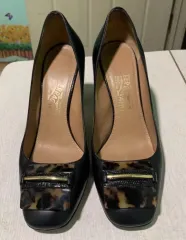 FERRAGAMO フェラガモ ブラック パンプス ヒール トゥー パータン 37 5定風