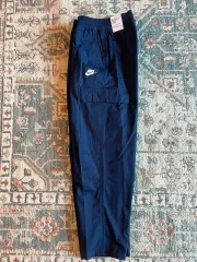 ナイキ クラブ カーゴ ウーブン パンツ (新品 XL)