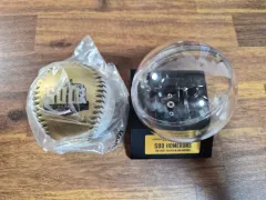 チェ・ジョン 500HOMERUN Semicolon 記念球 (ケース含む セット 出品)