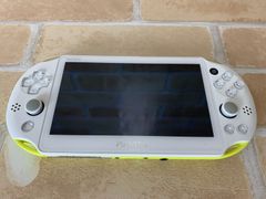 希少品】PS Vita PCH-2000 ペルソナ4DAN 本体 - メルカリ