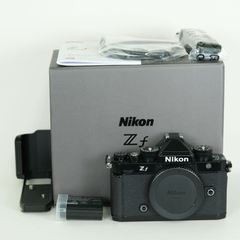 新品同様 Nikon ZF 40mmレンズキット ブラック 保証書・おまけ有