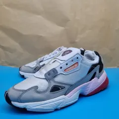 アディダス ファルコン スニーカー 245_