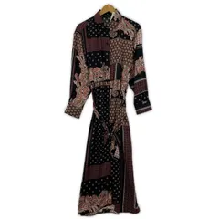 美品 ZARA ザラ タグ 腰ひも付き 総柄 シャツワンピース sizeEUR L/ブラック×レッド