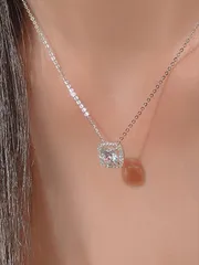 ジュエリー レディース ネックレス ラインストーン装飾スクエアチャームネックレス