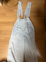 ライトブルー デニム レイ サスペンダー ズボン