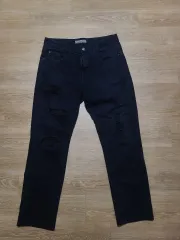 ブラックデニム 破れたジーンズ XL