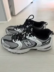 ニューバランス 530