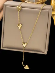 ジュエリー レディース ネックレス この洗練されたゴールドステンレススチールのタッセル ハート型ペンダントネックレスは、ビーチジュエリーのアクセサリーとして女性が着用したり、母の日のギフトとしても適しています。