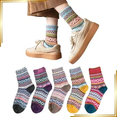 【新品】 [WindTour] 靴下 レディース 冬 ソックス 秋冬 防寒 厚手 暖かい あったか 女性用 5足セット カラフル 通気 伸縮性 履き心地 可愛い おしゃれ 登山 スポーツ (ハロウ柄) 0