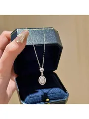 ジュエリー レディース ネックレス 1個 スターリングシルバー ネックレス 光沢のある鳩の卵型ペンダントネックレス、女性用ハイエンド ライトラグジュアリー ニッチ 洗練された 多用途 ハイカーボンダイヤモンド鎖骨チ