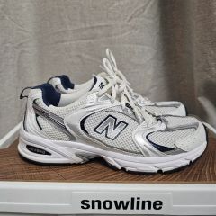 255ニューバランス 530 白 シルバー スニーカー 667