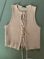 ザラ 紐 クロップド トップス ピンク m