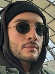 Item thumbnail for item 17ad6a5f-c6b2-41f8-a4b5-5b51279f91b0