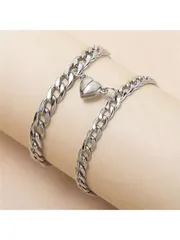 ジュエリー メンズ ブレスレット ステンレススチール製シンプルなハートカップルブレスレット2個セット、ファッションカップルブレスレット、ホリデー、デート、バレンタインデーのギフトに最適な装飾的なジュエリー