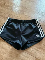 正規品 アディダス ショートパンツ