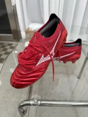 ミズノ モレリア NEO4 ベータ ジャパン MD ルビーレッド (250mm)