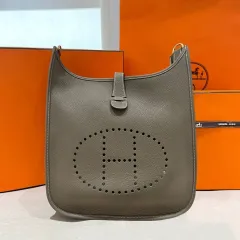 エルメス エブリン 33 バッグ GM エトープ GOLD ハードウェア