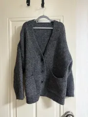 10万円台購入) ウールブレンド グレー チャコール カーディガン