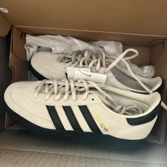 アディダス スペツィアル スニーカー アイボリー ブラック JR3667