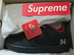 245 NIKE シュプリーム SB ダンク ロー ブラック