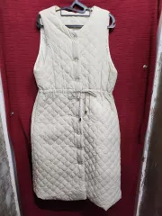 アイボリー キルティング ロング ベスト ONE PIECE /2