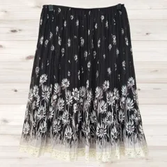 B1908 レストローズ LEST ROSE ひざ丈 フレアスカート(２)  裾レース プリーツ 花柄 総柄 裏地あり 日本製