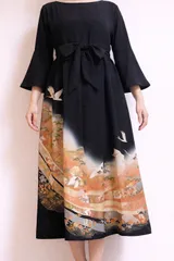 着物リメイク ワンピース ドレス 黒留袖 正絹 落款 作家物 飛鶴 金彩