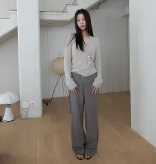 m o k スラックス