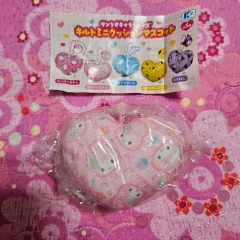 ハローキティ マイメロディ キルト ミニ クッション キーホルダー ガチャ