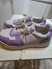 白/紫 スニーカー 240-245 可能