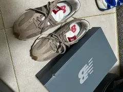 (245) ニューバランス 327 スニーカー ブラウン