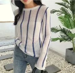 海外商品 ボーダー柄 薄い ニット (フリーサイズ)