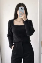 スクエアネック ファー ニット/ブラック/フェミニンフィット/デートコーデ