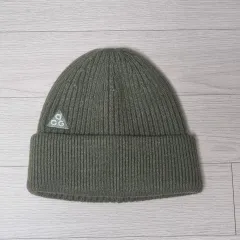 ナイキ ACG ビーニー カーキ