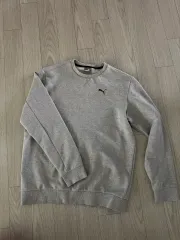 プーマ スウェットTシャツ