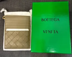 ボッテガ・ヴェネタ コイン カードケース