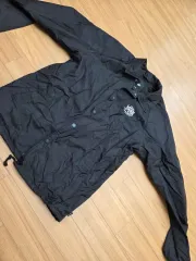 VANS コーチジャケット ブラック カラー M サイズです- 表地はポリエステル 10