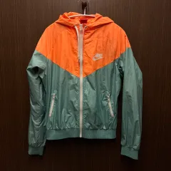 ナイキ ウィンドブレーカー アウター