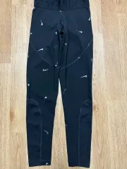 ナイキ プロ ブラック レギンス スウッシュ パータン