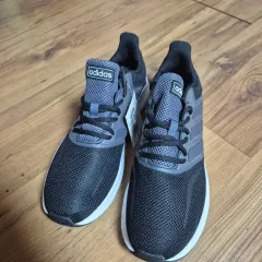 (新品) adidas ランニングシューズ スニーカー RUNFALCON 黒 260mm