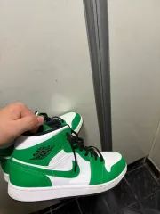 ジョーダン1 ミッド ラッキーグリーン