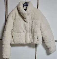 ZARA ザラ フェイクファー ショートダウン M