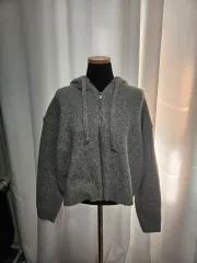 グレー ジップアップ フード付きニット