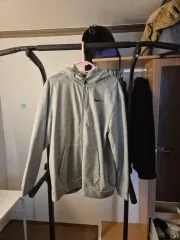 ナイキ グレー ジップアップパーカー L