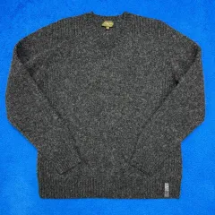 カルバン・クライン カーキ 長袖 Vネック ニット XL