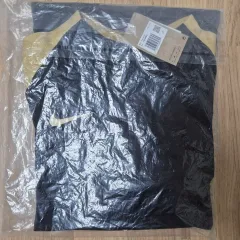 ナイキ ブラック/GOLD トップス XL 110 新品